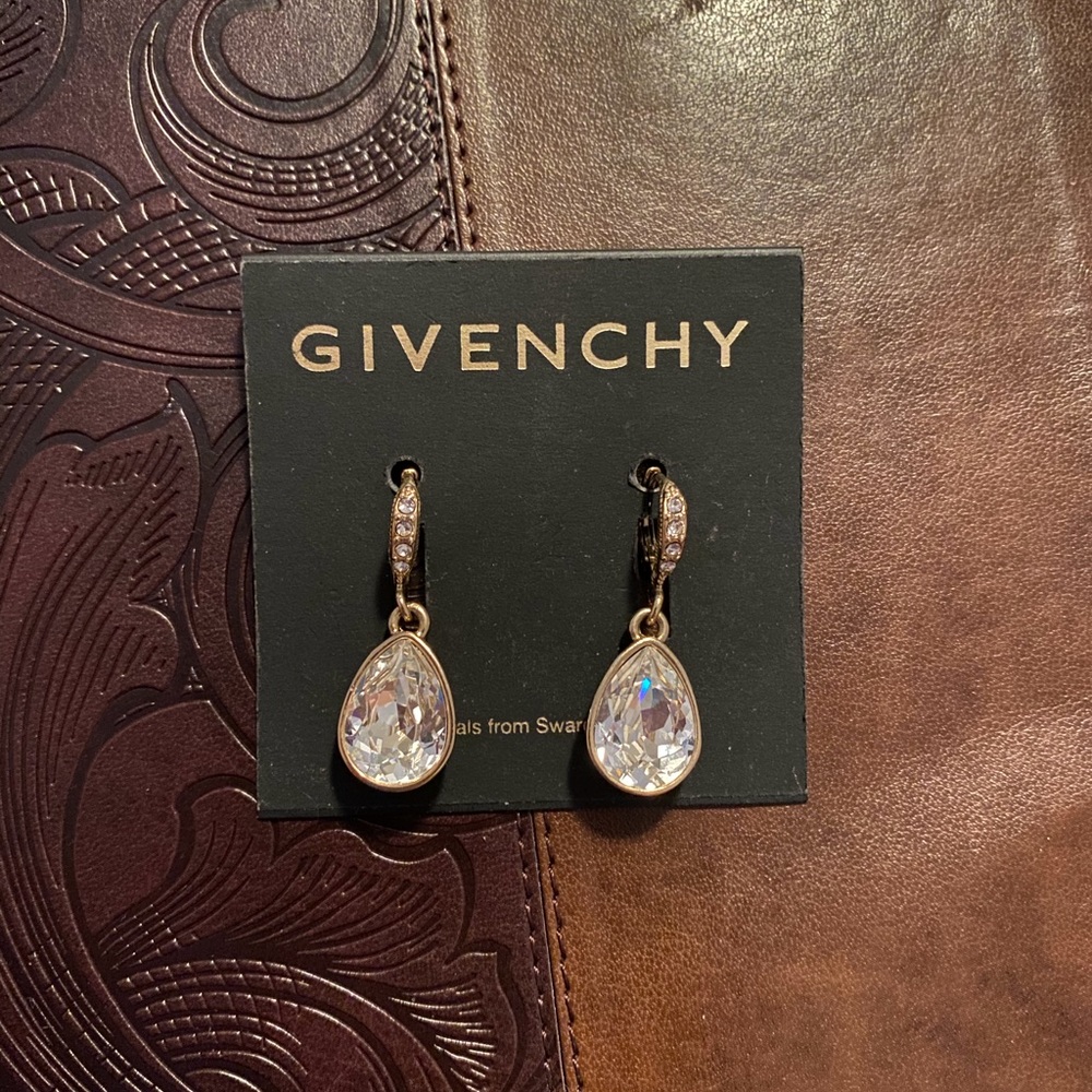 GIVENCHY EARRINGS